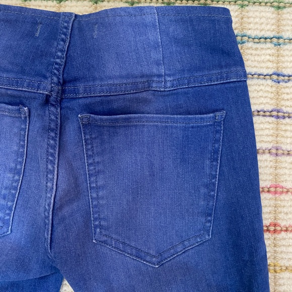 FREE PEOPLE LOW WAISTED FLARE JEANS: size 24 - Picture 5 of 5